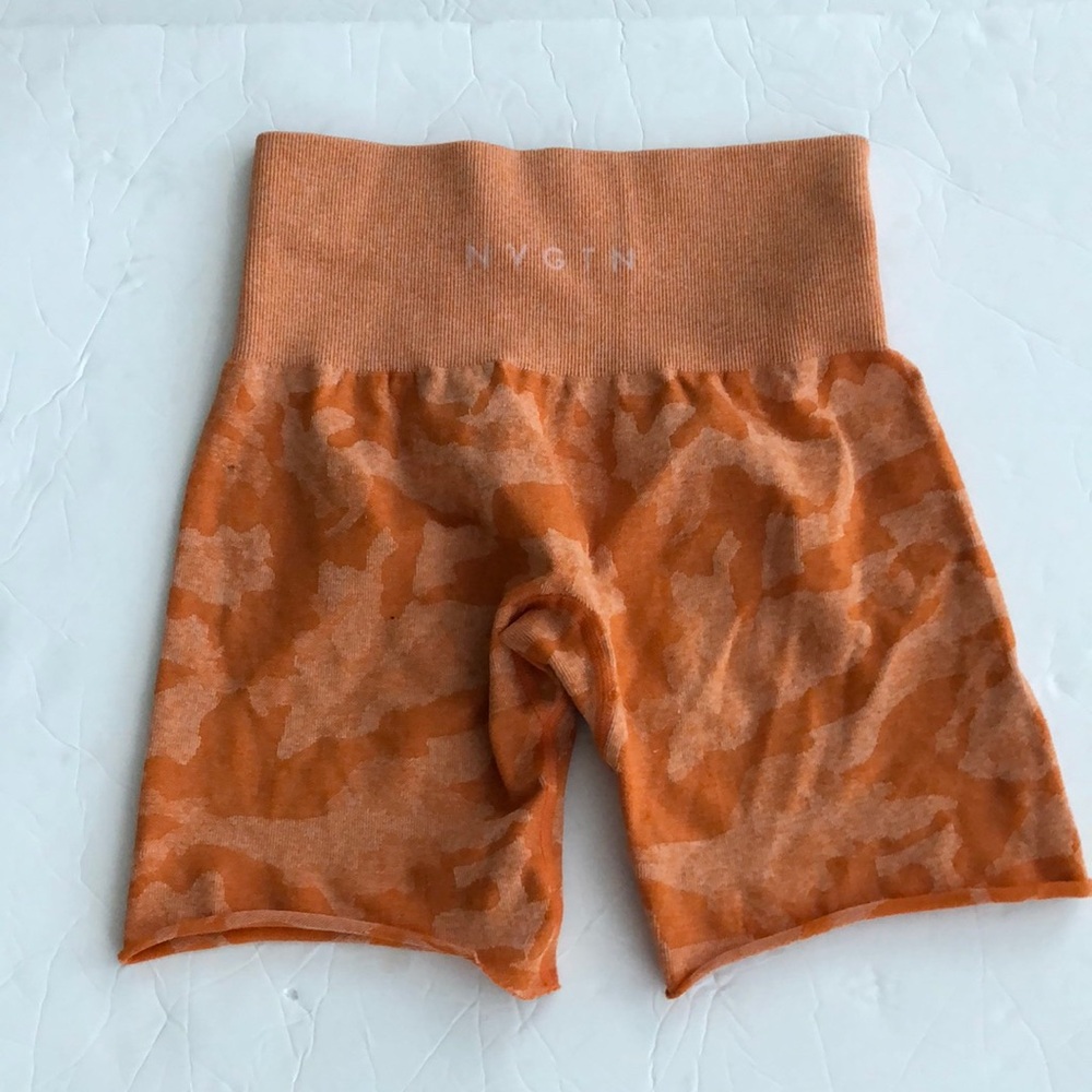NBGTN Shorts Upcycled Orange Camouflage SZ XS